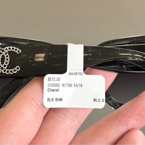 CHANEL NWT 2026 Classic 5555 Oversized Chain CC Square Sunglasses - Picture 4 of 11